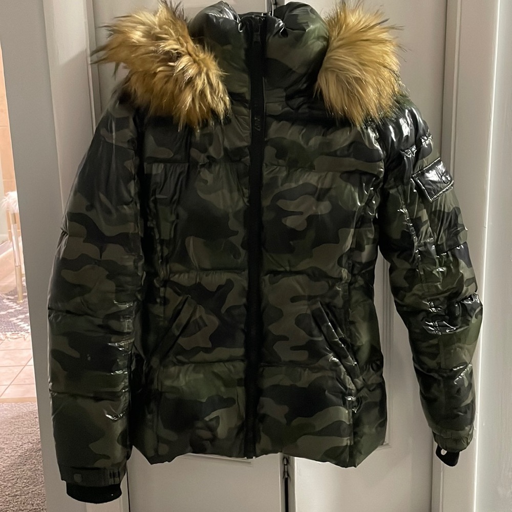Camo puffer